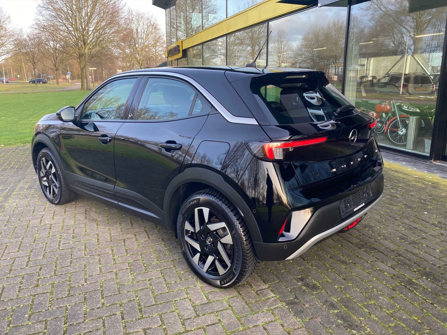 Opel-Mokka-e-2