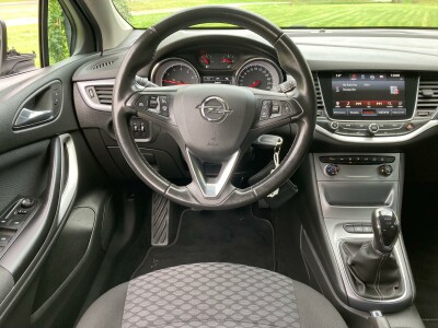 Opel-Astra-4
