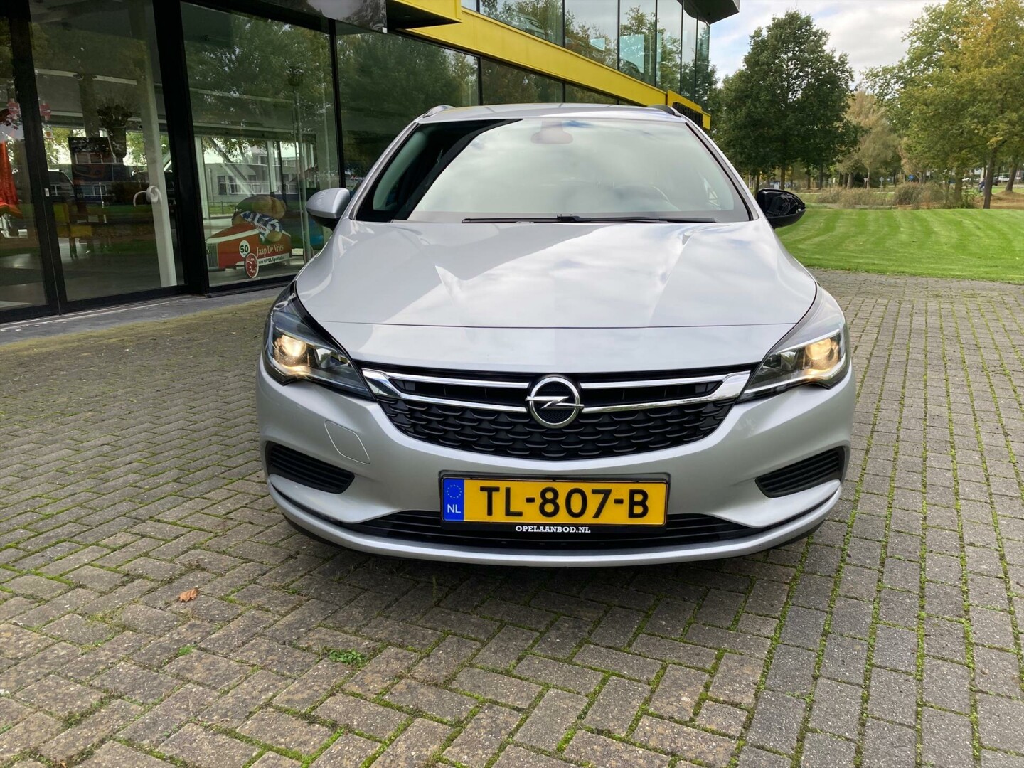 Opel-Astra-8