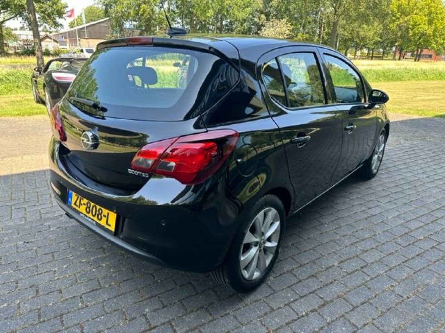 Opel-Corsa-6