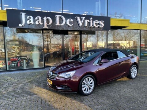 Opel-Cascada-0