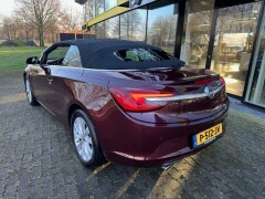 Opel-Cascada-2