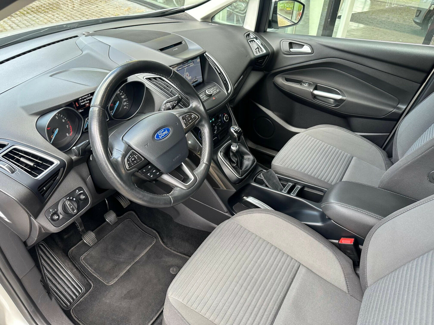 Ford-C-MAX-3