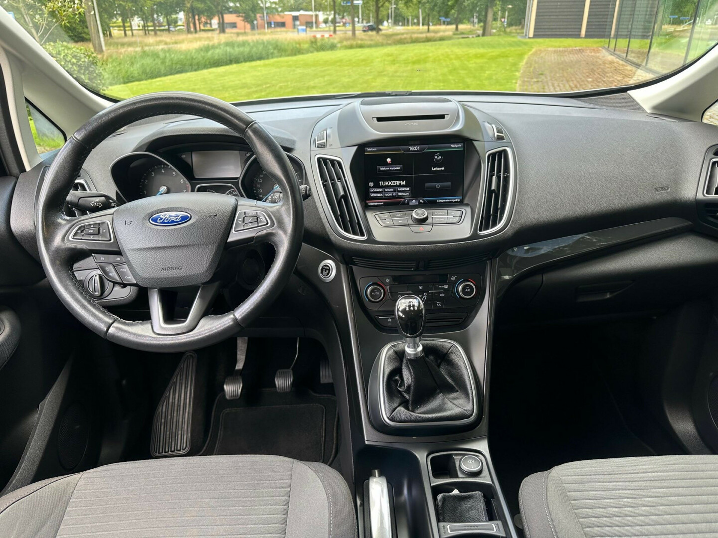 Ford-C-MAX-7
