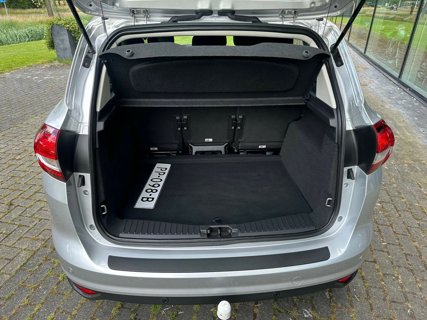 Ford-C-MAX-9