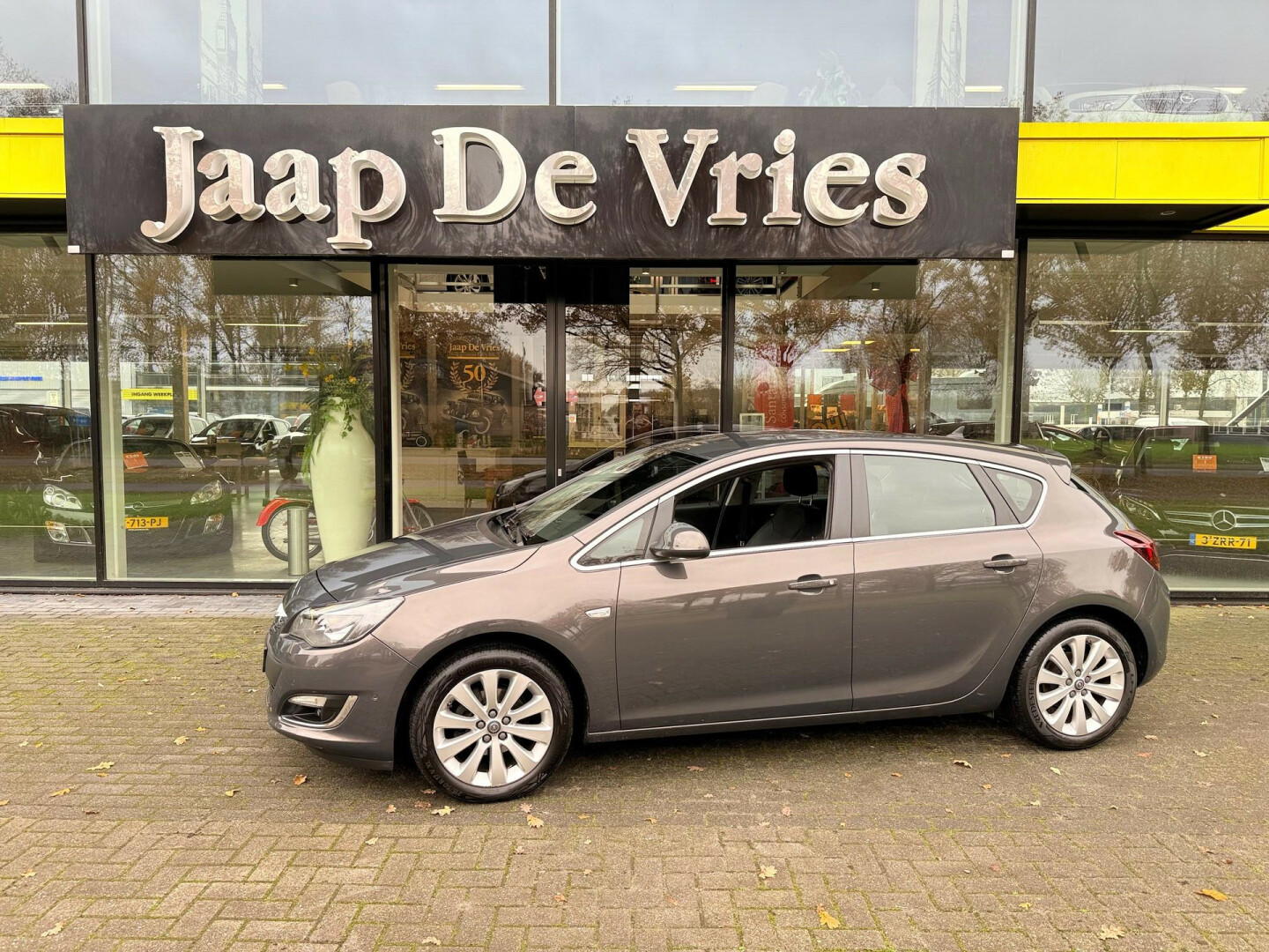 Opel-Astra-1