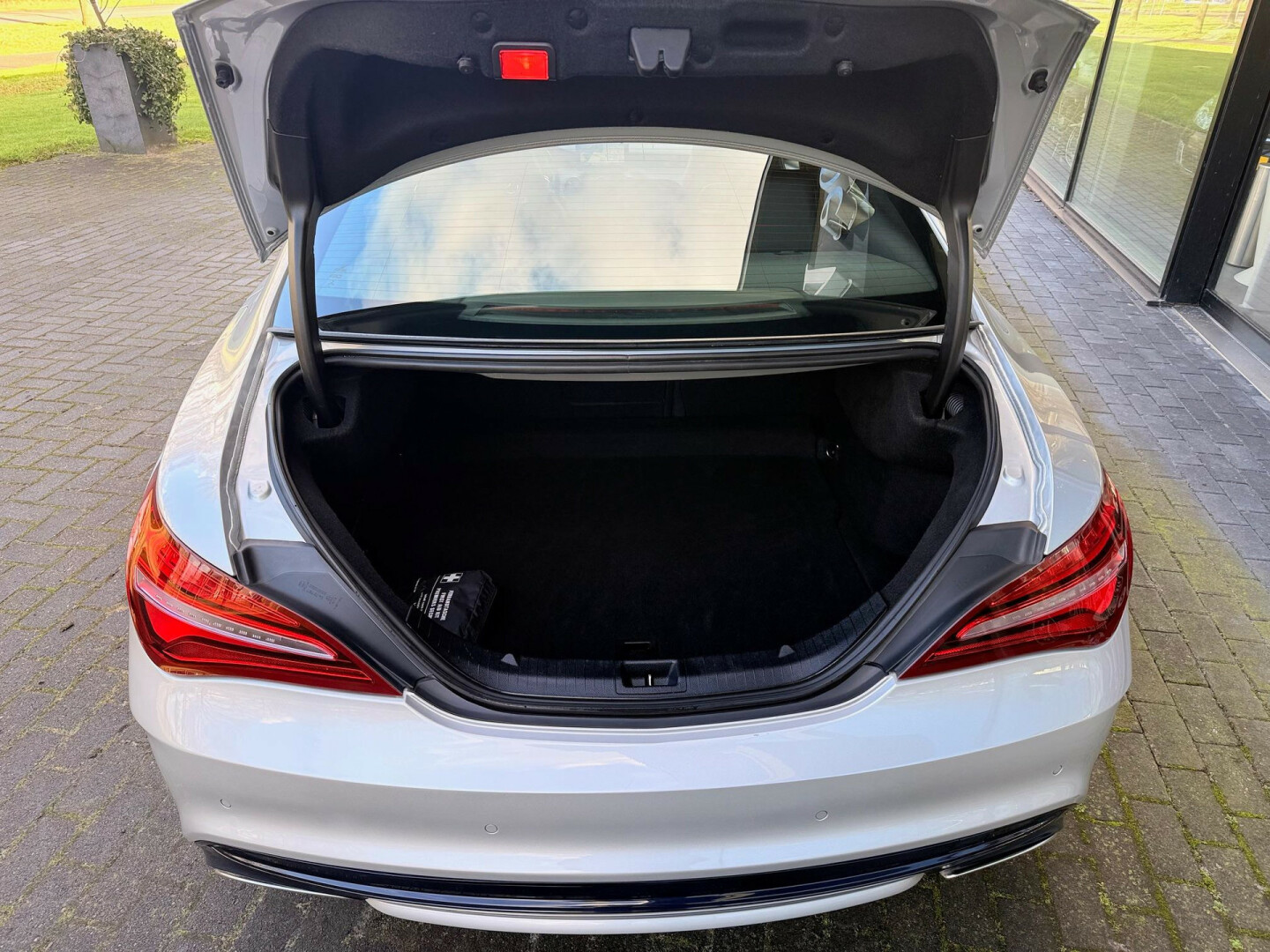 Mercedes-Benz-CLA-Klasse-11