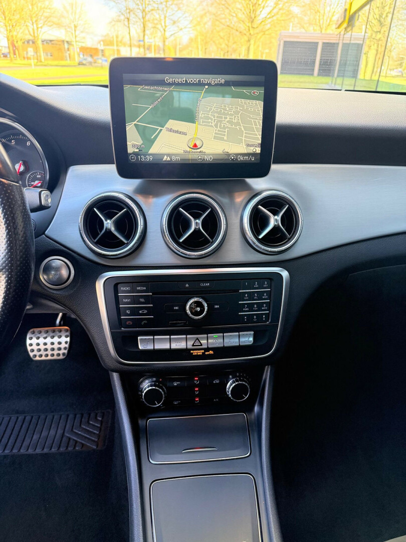 Mercedes-Benz-CLA-Klasse-7