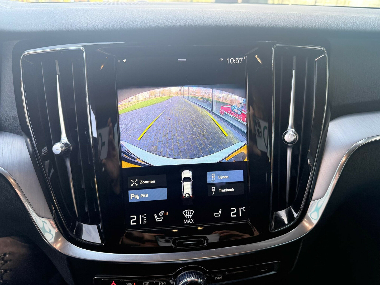 Volvo-V60-7