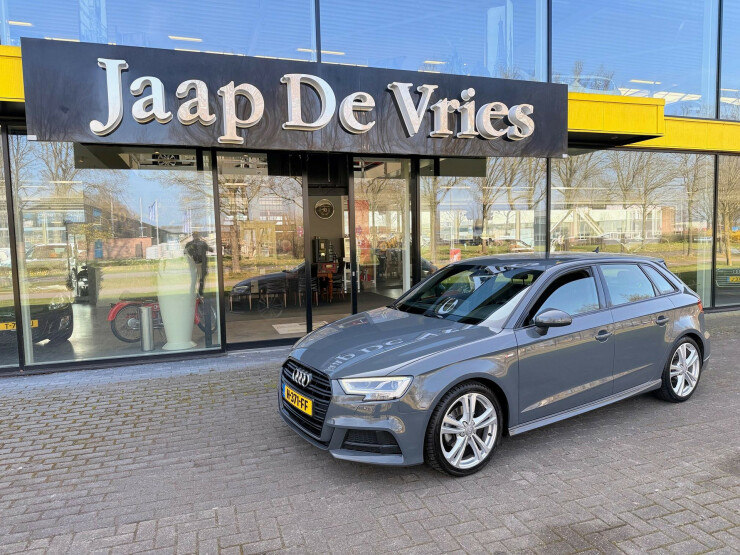 Audi-A3-0