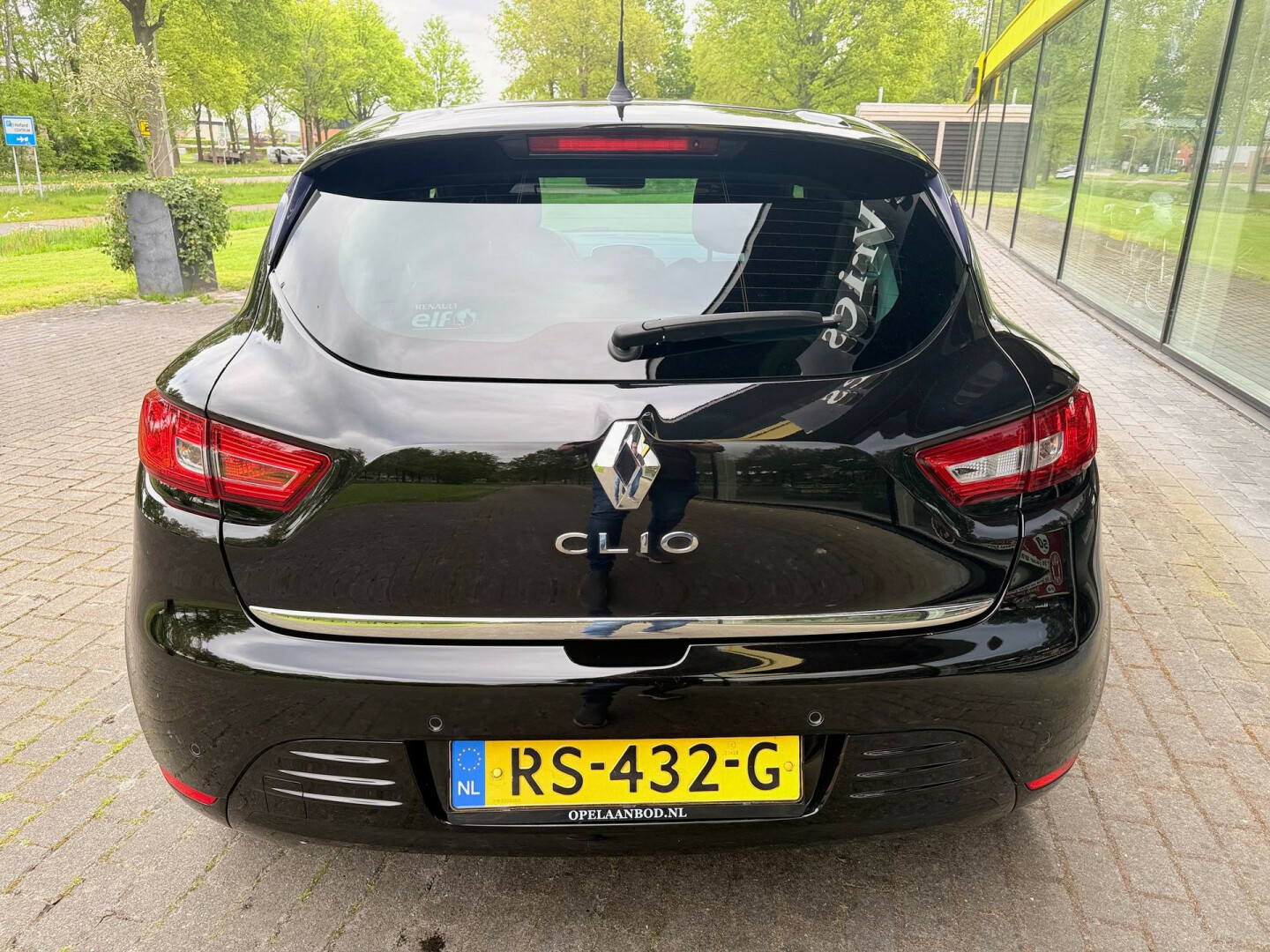 Renault-Clio-11
