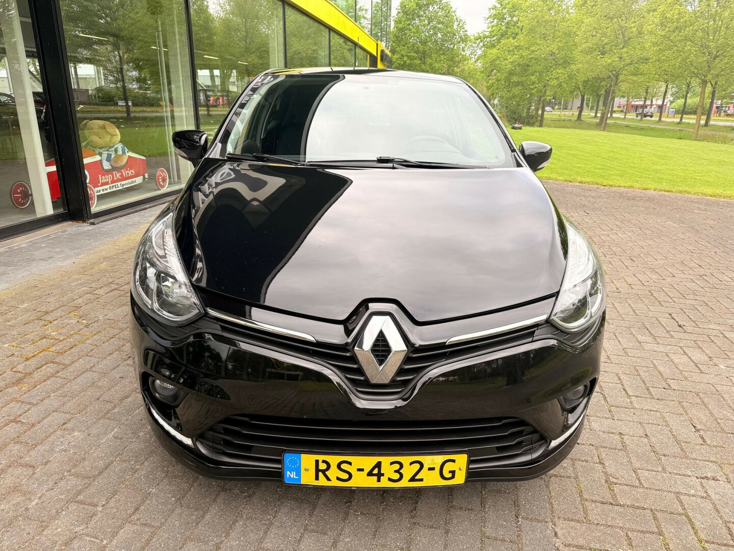 Renault-Clio-14