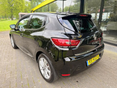 Renault-Clio-2