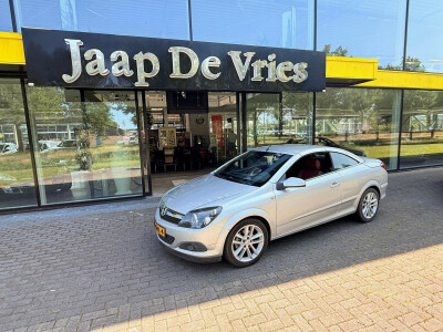 Opel-Astra-0