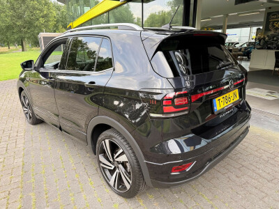 Volkswagen-T-Cross-2