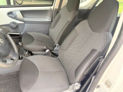 Toyota-Aygo-4