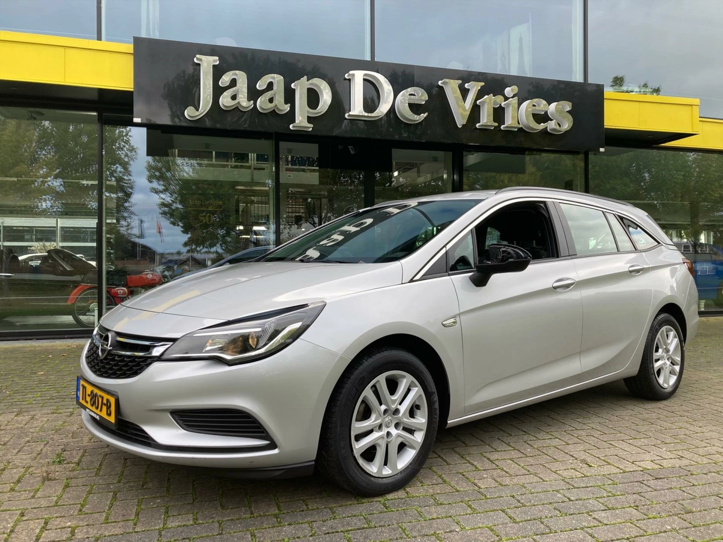 Astra
